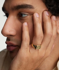 Square Signet Ring-14k Yellow Gold / 7