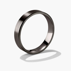 4mm Smooth Band-Black Titanium / 7