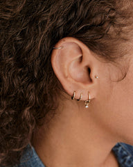 Single Cartilage Pavé Diamond Mini Hoop-10k Yellow Gold / Natural Diamond