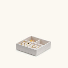 Small Jewelry Box-Beige Grain Leather, Anti-tarnish Microsuede